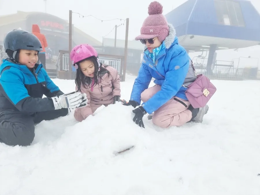 item image 34 album của tour Skiing at Mt.Buller