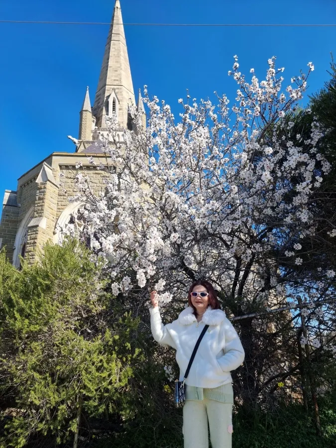 item image 146 album của tour The Jade Buddha Temple in Bendigo and Flowers