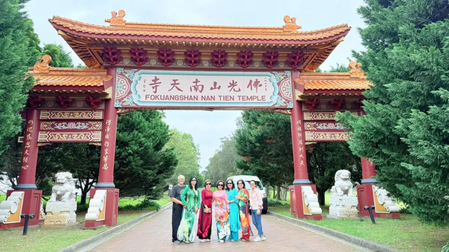 item image 227 album của tour Wollongong - Nan Tien Temple