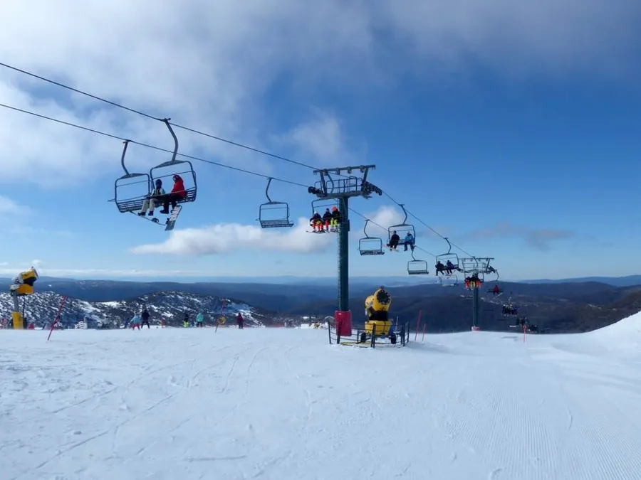 item image 359 album của tour Skiing at Mount Hotham