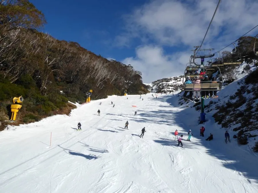 item image 358 album của tour Skiing at Mount Hotham