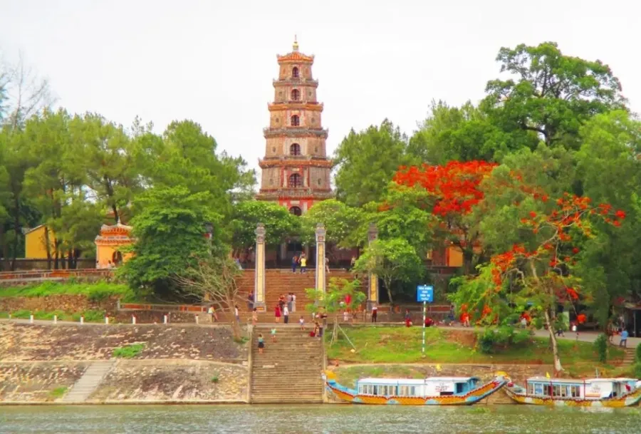 item image 783 album của tour Việt booking - VietBooking - Vbooking - Du lịch Huế, Đà Nẵng