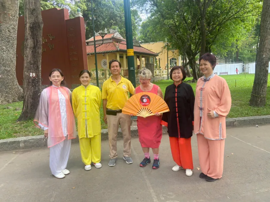 item image 415 album của tour Sai Gon CiTy Tour