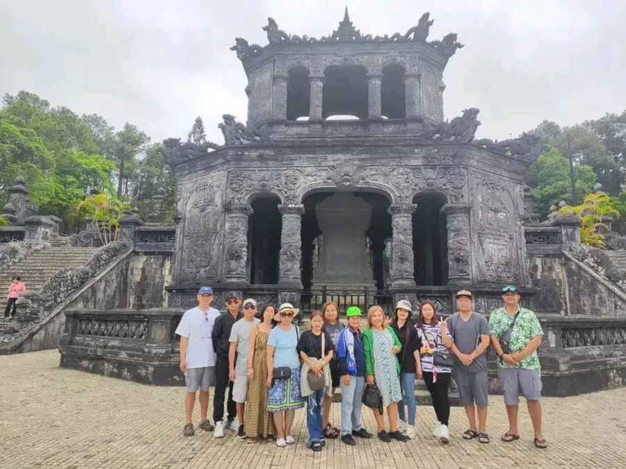 item image 429 album của tour Travel to Hue, Da Nang